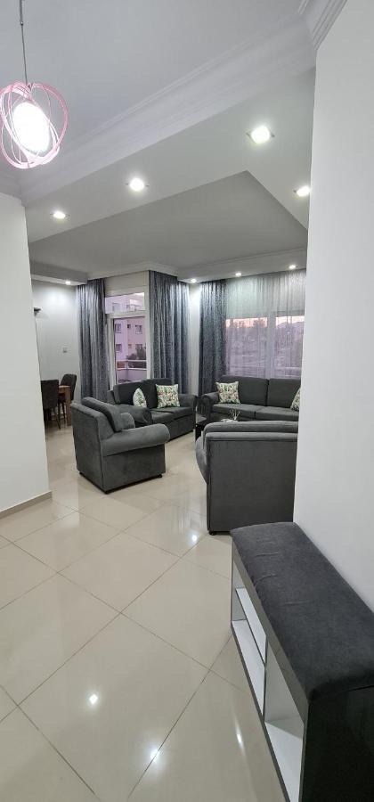 Oytam Apt Nicosia Exteriör bild