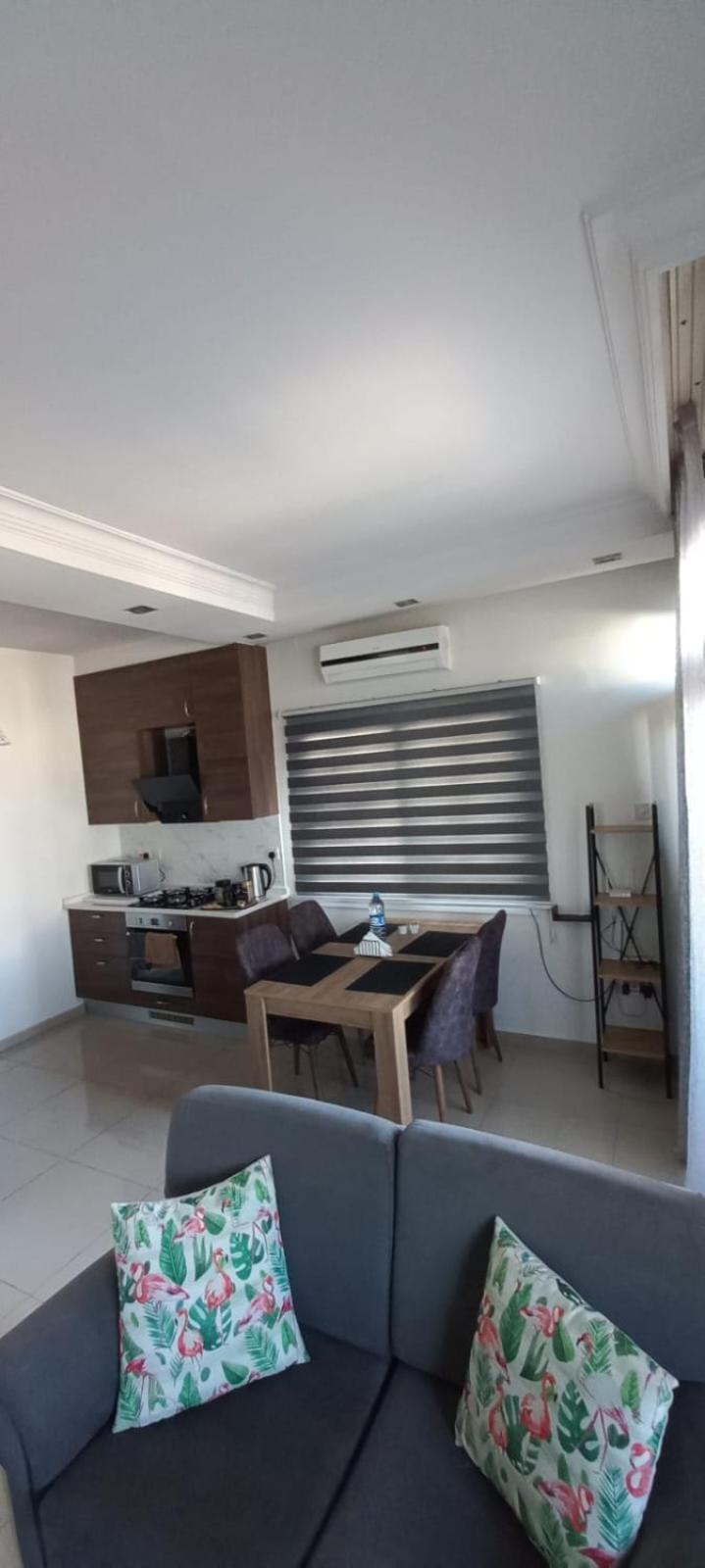 Oytam Apt Nicosia Exteriör bild